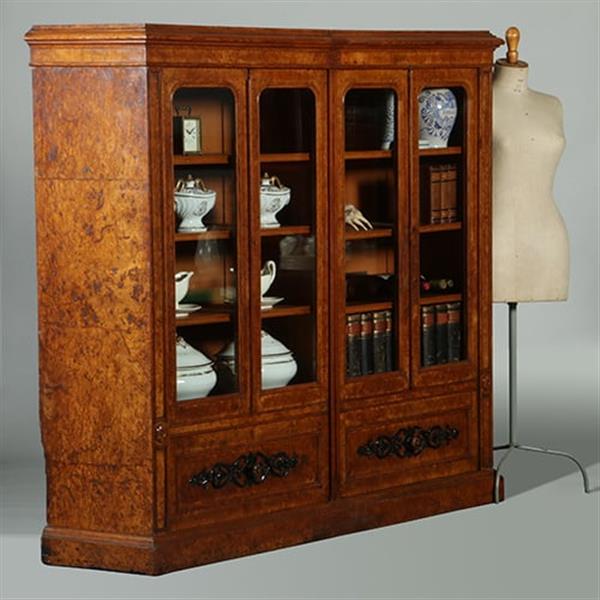 Grote foto lage 4 deurs boekenkast met 2 archiefkleppen noten met wortelnoten en zwart no.351940 antiek en kunst overige in antiek gebruiksvoorwerpen