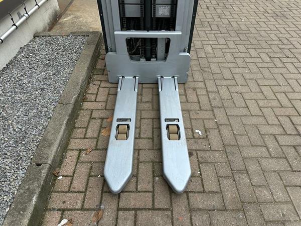 Grote foto vs 22548 elektrische stapelaar still 5.466mm initi le lift doe het zelf en verbouw hefwerktuigen