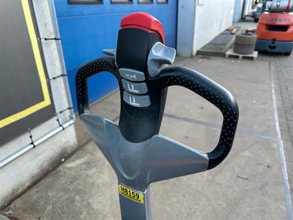 Grote foto vs 22549 elektrische palletwagen still lepels 1800mm doe het zelf en verbouw hefwerktuigen