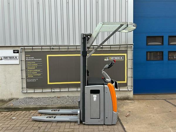 Grote foto vs 22584 elektrische triplex stapelaar still initi le lift doe het zelf en verbouw hefwerktuigen