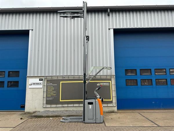 Grote foto vs 22584 elektrische triplex stapelaar still initi le lift doe het zelf en verbouw hefwerktuigen