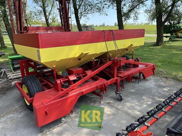 Grote foto koning pootmachine 695218 agrarisch zaaimachines