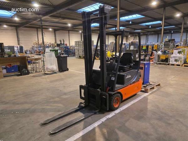 Grote foto fenwick linde e16c 02 heftruck 2003 agrarisch heftrucks