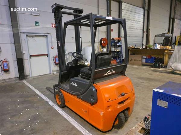 Grote foto fenwick linde e16c 02 heftruck 2003 agrarisch heftrucks