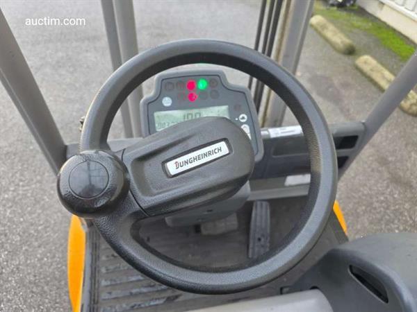 Grote foto jungheinrich efg 110k heftruck 2017 agrarisch heftrucks