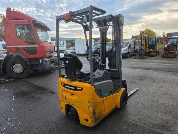 Grote foto jungheinrich efg 110k heftruck 2018 agrarisch heftrucks