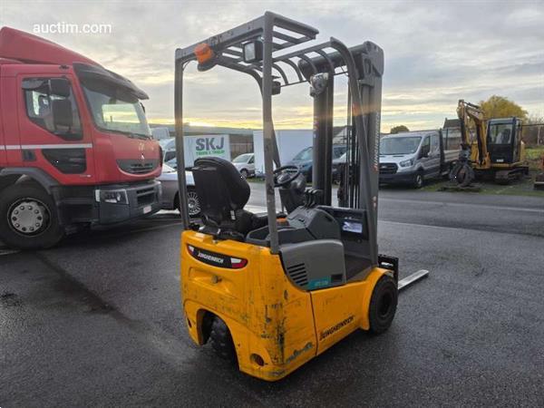 Grote foto jungheinrich efg 110k heftruck 2020 agrarisch heftrucks