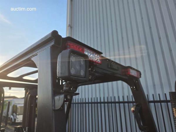 Grote foto hyundai 30d 9f heftruck 2017 agrarisch heftrucks