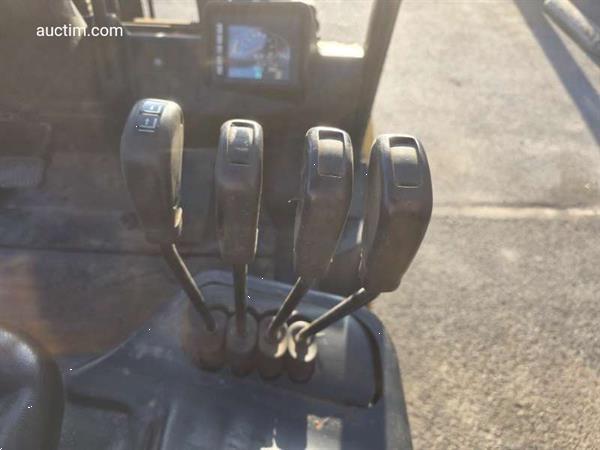 Grote foto hyundai 30d 9e heftruck 2017 agrarisch heftrucks