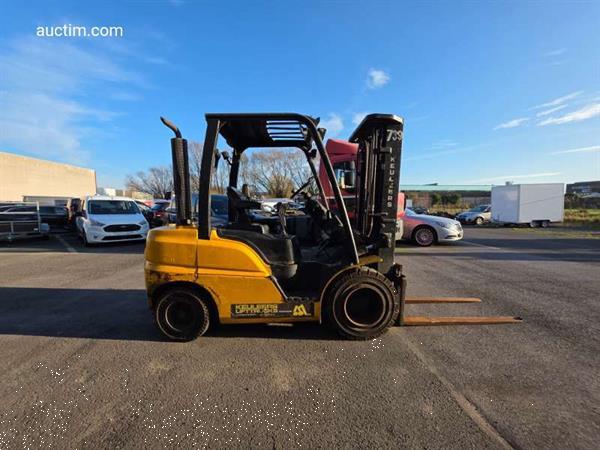 Grote foto hyundai 30d 9e heftruck 2017 agrarisch heftrucks