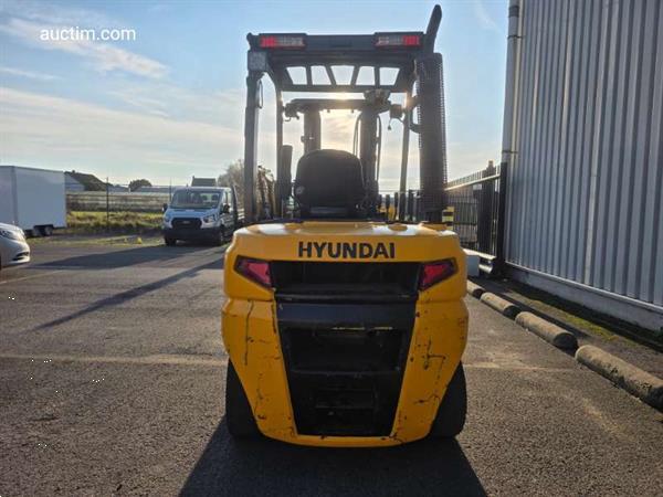 Grote foto hyundai 30d 9e heftruck 2017 agrarisch heftrucks