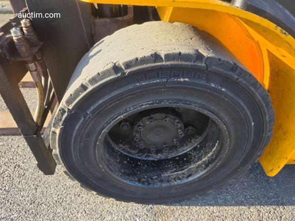 Grote foto hyundai 30d 9e heftruck 2017 agrarisch heftrucks