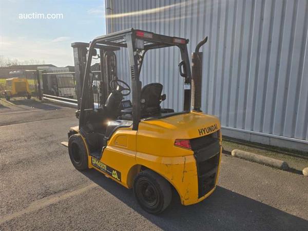 Grote foto hyundai 30d 9e heftruck 2017 agrarisch heftrucks