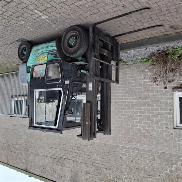 Grote foto mitsubishi fd25 diesel heftruck agrarisch heftrucks