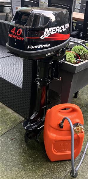 Grote foto z.g.a.n. mercury 4pk fourstroke met losse tank watersport en boten buiten en binnenboordmotoren