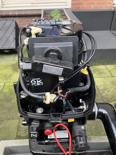 Grote foto z.g.a.n. mercury 4pk fourstroke met losse tank watersport en boten buiten en binnenboordmotoren