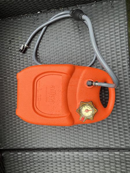 Grote foto z.g.a.n. mercury 4pk fourstroke met losse tank watersport en boten buiten en binnenboordmotoren