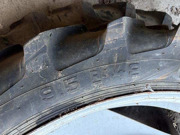 Grote foto cultuurwielen 9.5 x 48 agrarisch wielen