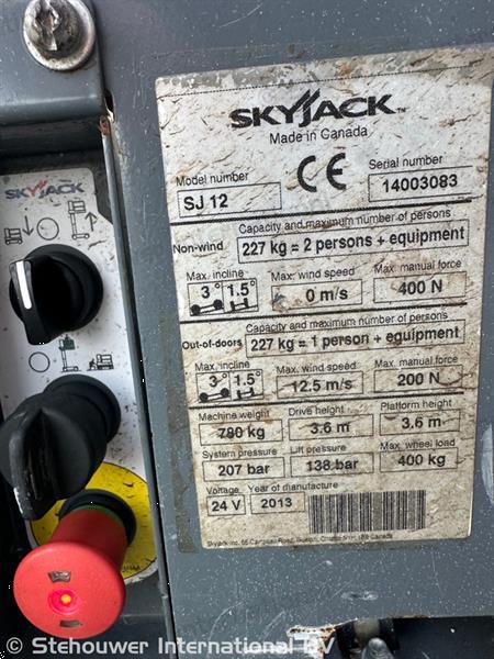 Grote foto skyjack sj12 mast hoogwerker orderpicker masthoogwerker doe het zelf en verbouw hoogwerkers