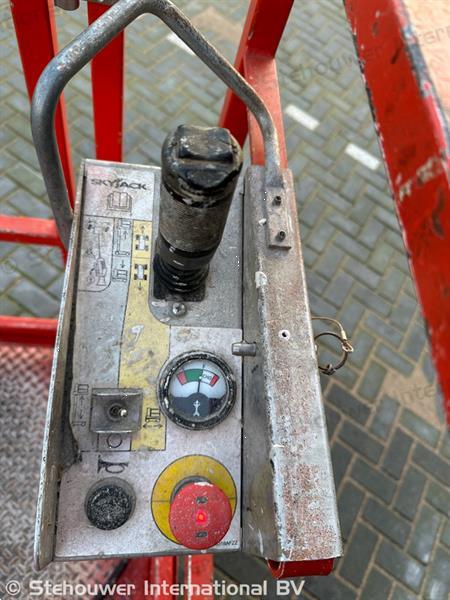 Grote foto skyjack sj12 mast hoogwerker orderpicker masthoogwerker doe het zelf en verbouw hoogwerkers