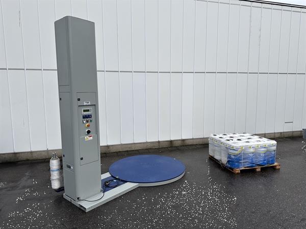 Grote foto youngsunpack europe dewitt wp1 2000ae palletwikkelaar inclusief 16 rollen net agrarisch tuinbouw