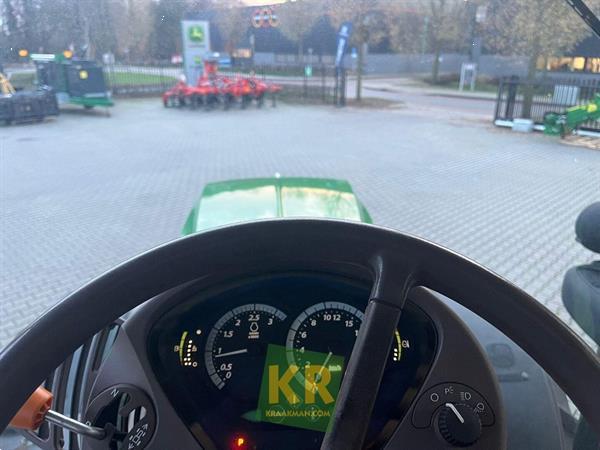 Grote foto john deere 6120r 704485 agrarisch tractoren