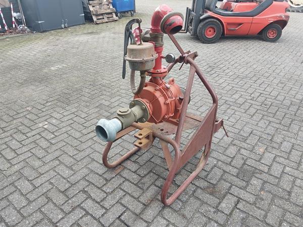 Grote foto landini cms 50 waterpomp aftakaspomp agrarisch pompen