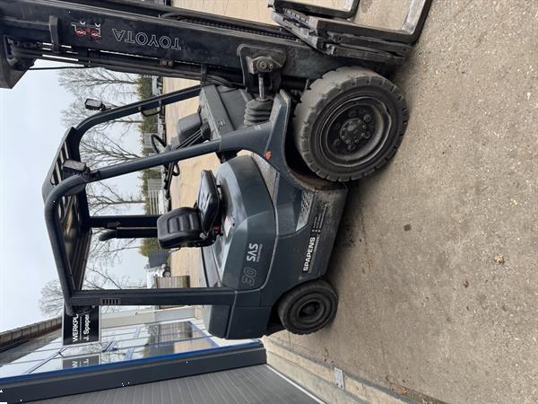 Grote foto toyota 3 ton diesel triple agrarisch heftrucks