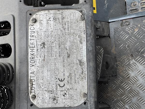 Grote foto toyota 3 ton diesel triple agrarisch heftrucks