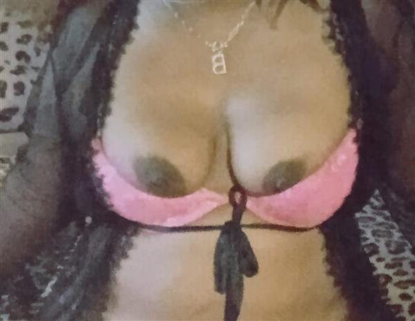 Grote foto hoy met nadia lekkere surnaamse dame erotiek datingsites