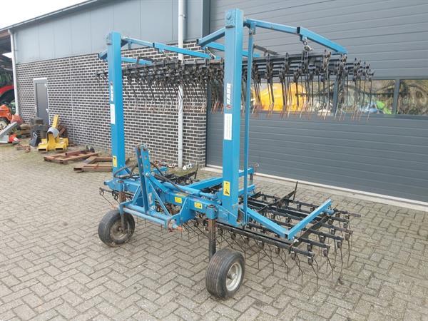 Grote foto rabewerk wiedegge 6 meter breed agrarisch onkruidbestrijding