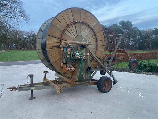 Grote foto nettuno regenhaspel 90 320 goed werkend agrarisch beregeningapparatuur