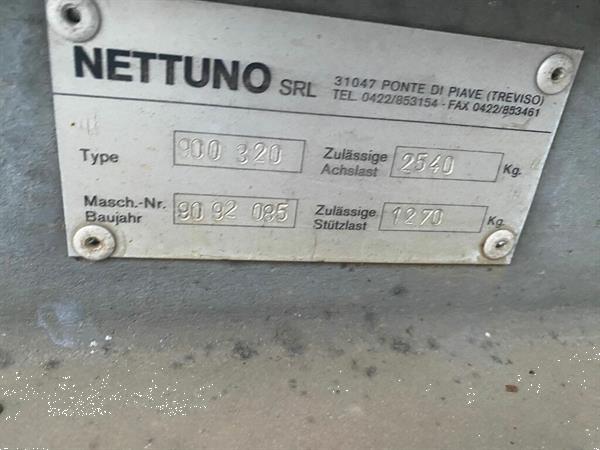 Grote foto nettuno regenhaspel 90 320 goed werkend agrarisch beregeningapparatuur