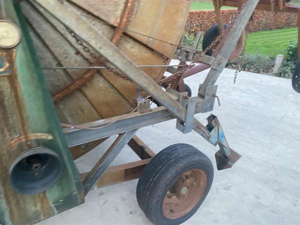 Grote foto nettuno regenhaspel 90 320 goed werkend agrarisch beregeningapparatuur