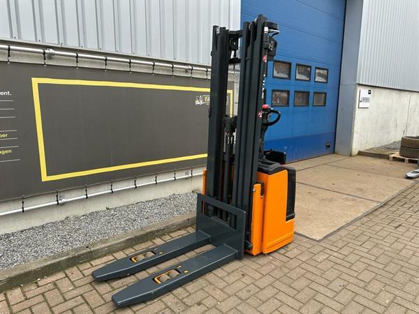 Grote foto vs 22598 elektrische triplex stapelaar still egvs14 4.940mm doe het zelf en verbouw hefwerktuigen