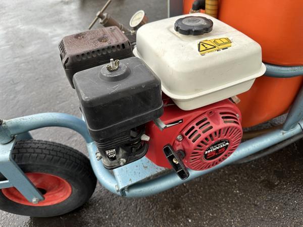 Grote foto empas spuitwagen 200 liter agrarisch onkruidbestrijding