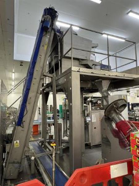 Grote foto newtec 4009 b2 afweegmachine met 1 netverpakkingsmachine elevator en rollenleesband agrarisch tuinbouw