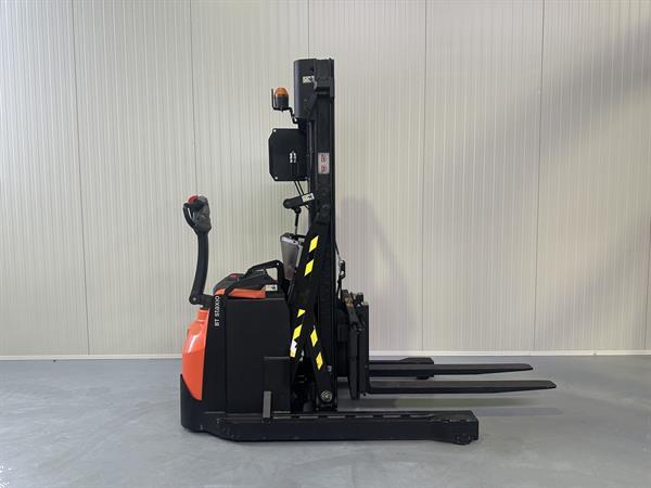 Grote foto swe 120 xr demo reach mast tilting forks s.s. doe het zelf en verbouw hefwerktuigen