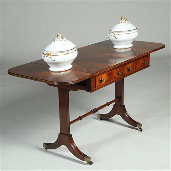 Grote foto mahonie met bloemmahonie sidetable of smalle schrijftafel met 2 laden en op en neerklapbare oren n antiek en kunst stoelen en banken