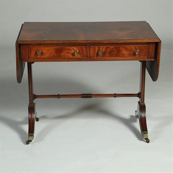 Grote foto mahonie met bloemmahonie sidetable of smalle schrijftafel met 2 laden en op en neerklapbare oren n antiek en kunst stoelen en banken