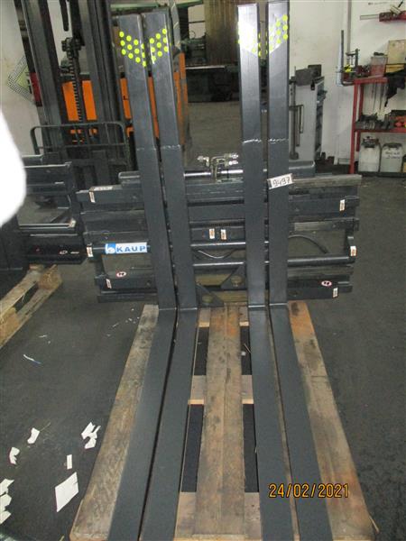 Grote foto kaup vorkenversteller dubbel agrarisch heftrucks