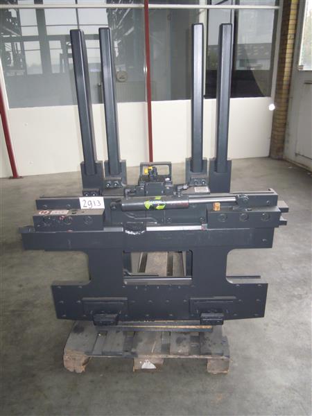 Grote foto cascade vorkenversteller dubbel agrarisch heftrucks