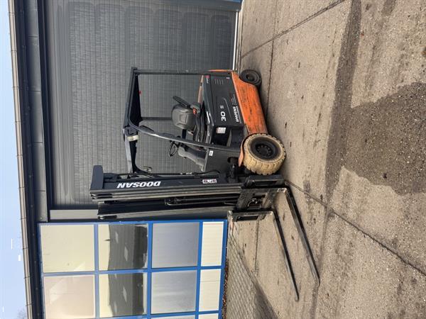 Grote foto doosan 3ton elec triple agrarisch heftrucks