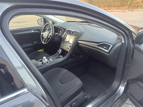 Grote foto ford mondeo wagon 2.0 ecvt hev 188pk 2019 auto ford