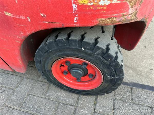 Grote foto vs 22555 lpg triplex heftruck linde h20t agrarisch heftrucks