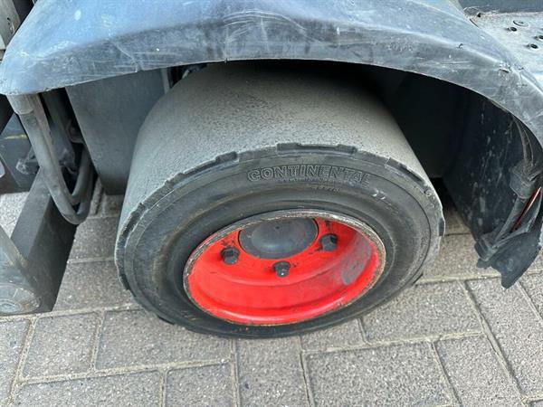 Grote foto vs 22555 lpg triplex heftruck linde h20t agrarisch heftrucks