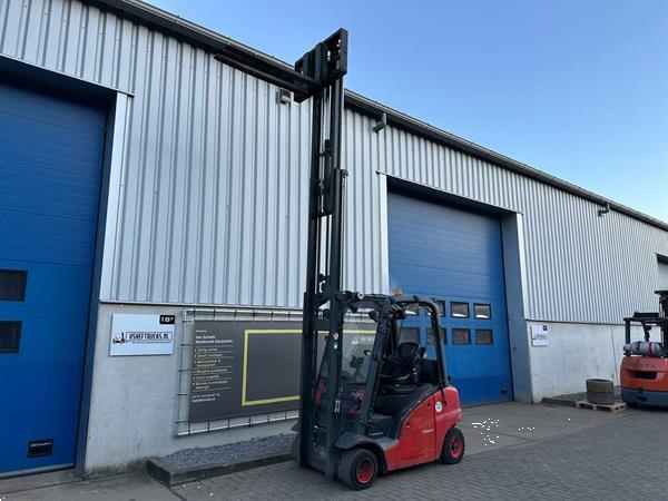 Grote foto vs 22555 lpg triplex heftruck linde h20t agrarisch heftrucks