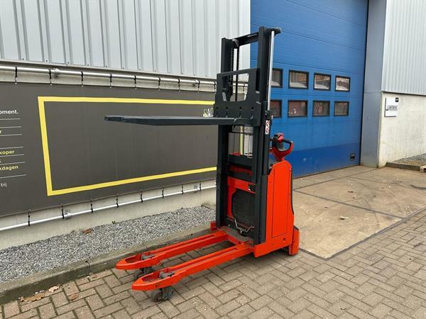 Grote foto vs 22566 elektrische duo stapelaar linde d08 doe het zelf en verbouw hefwerktuigen