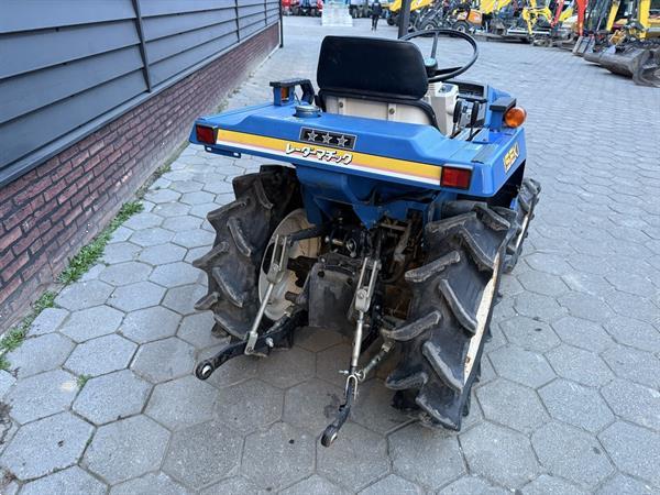 Grote foto iseki tu150 4wd 17 pk minitractor agrarisch tractoren