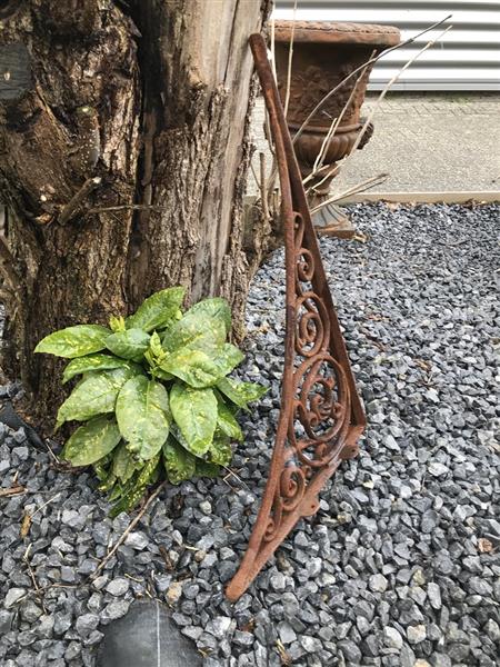 Grote foto groot hoekijzer voor dak luifel ondersteuning carrier bescherming hoekornament deur. nog 7 huis en inrichting woningdecoratie